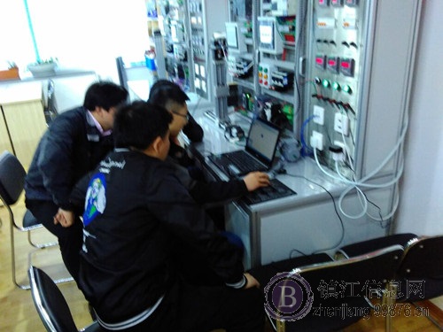 丹阳星辰教育三菱PLC西门子PLC学完即可就业